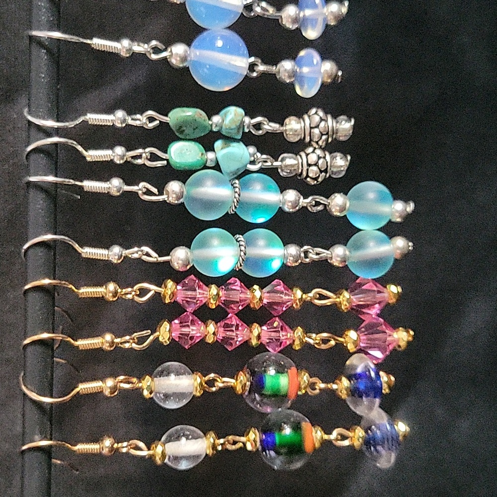 General listing HANDCRAFTED EARRINGS